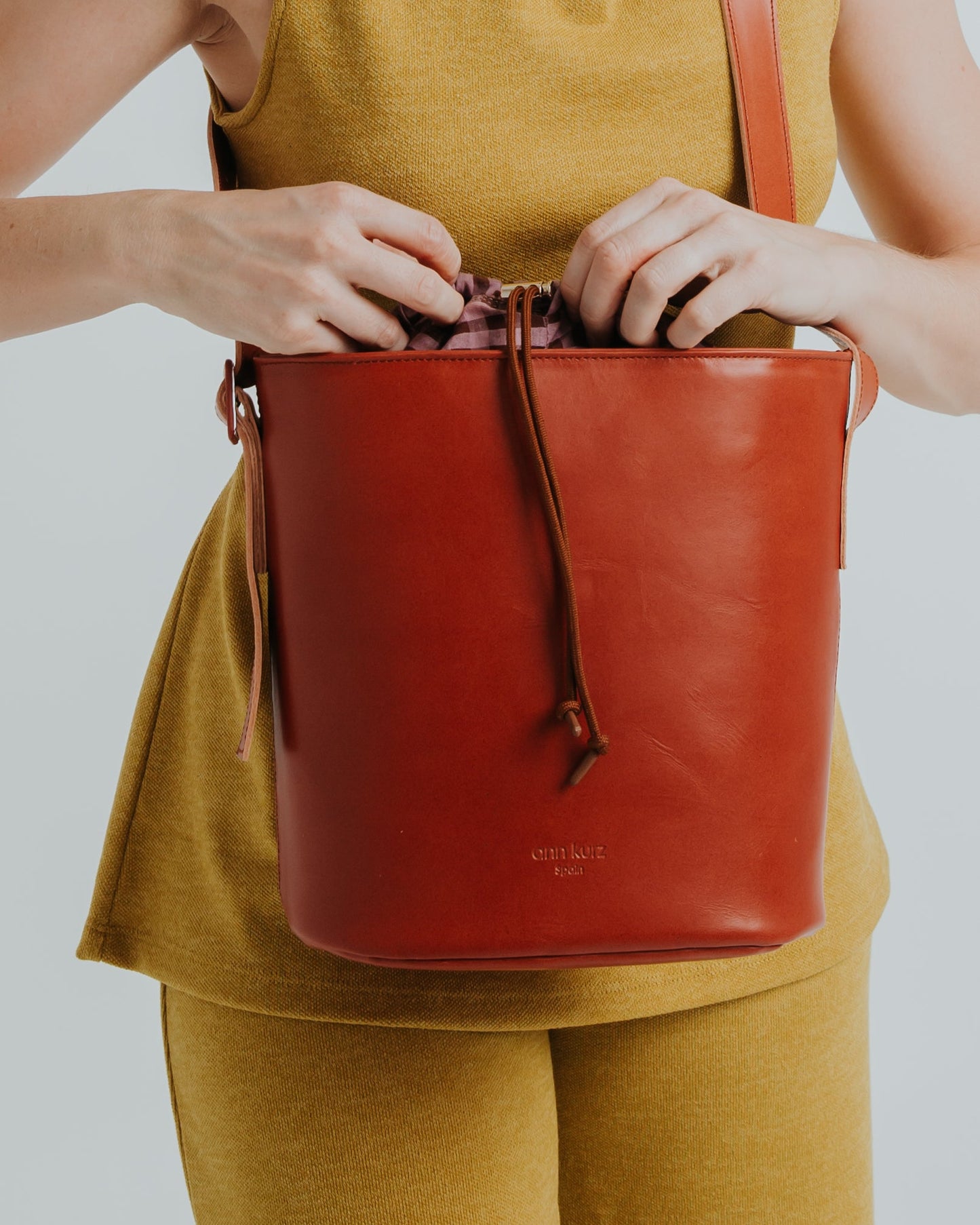 Bucket Bag - Vegetal Smoky Amber - ann kurz