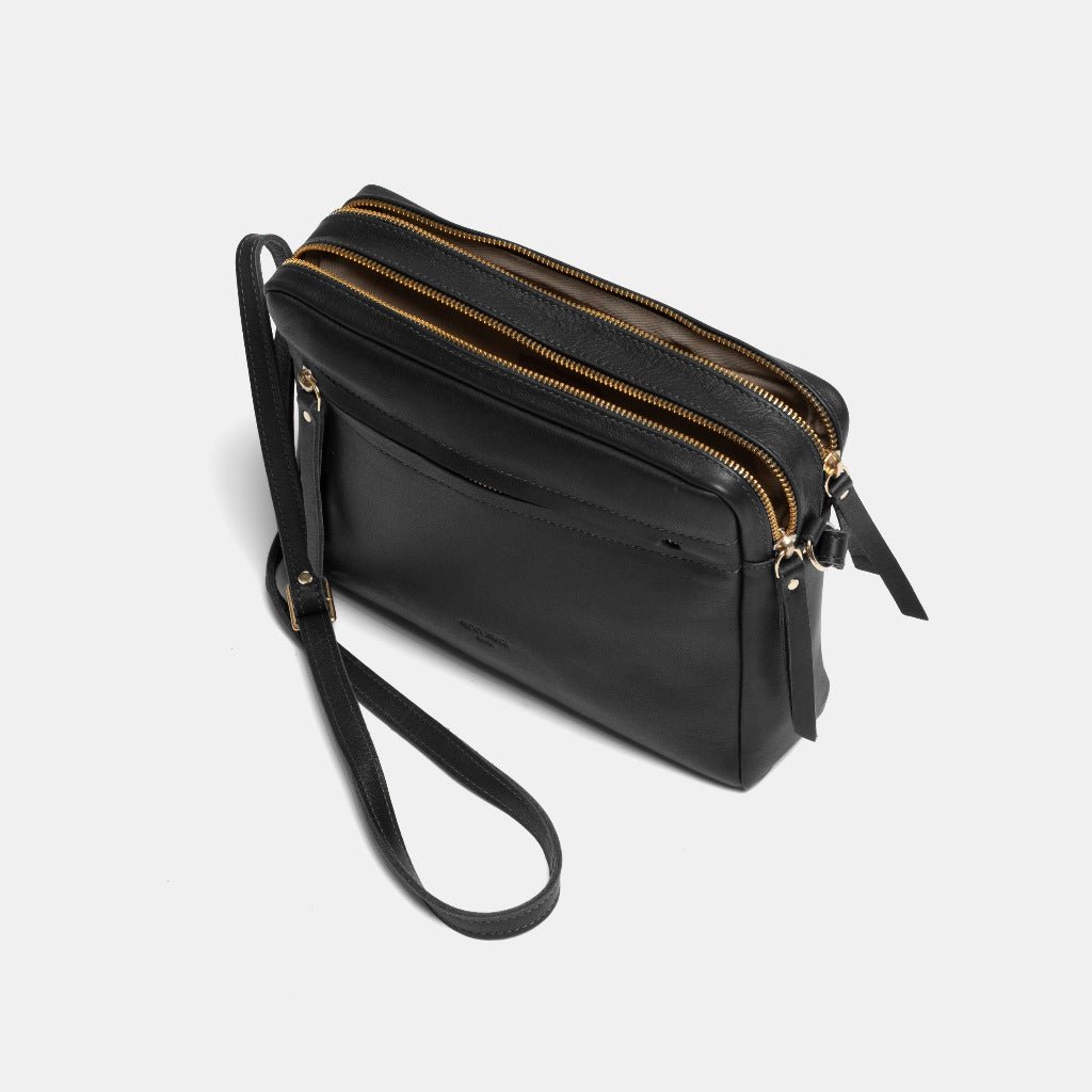 Cubo Shape Crossbody Bag - Nappa Black - ann kurz