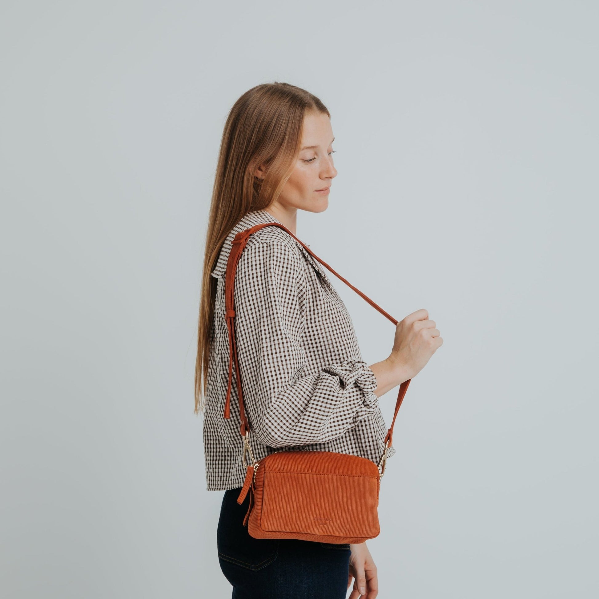 Double - zip Camera Bag - Ruffle Rust - ann kurz