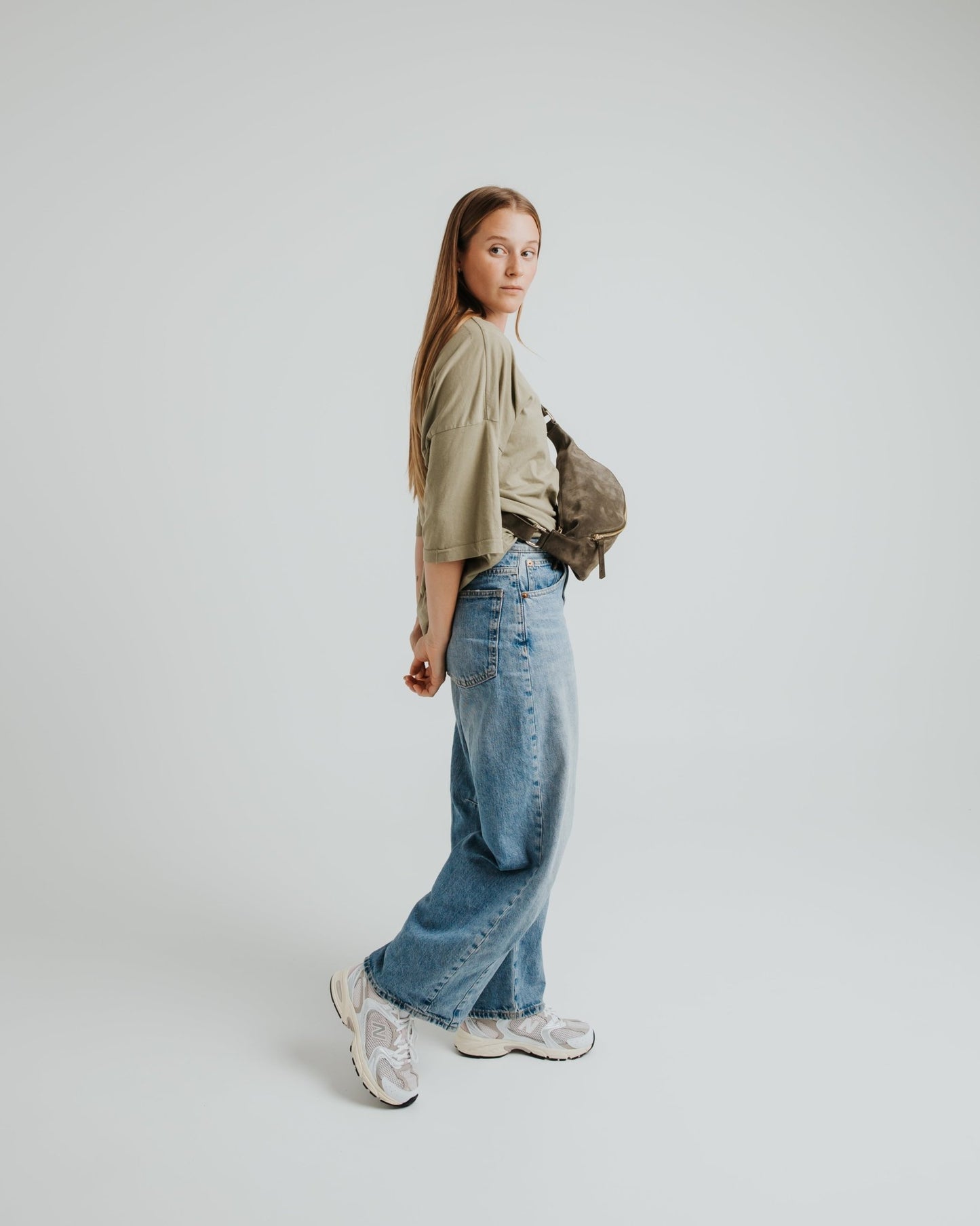 Fanny Pack Large - Suede Khaki - ann kurz