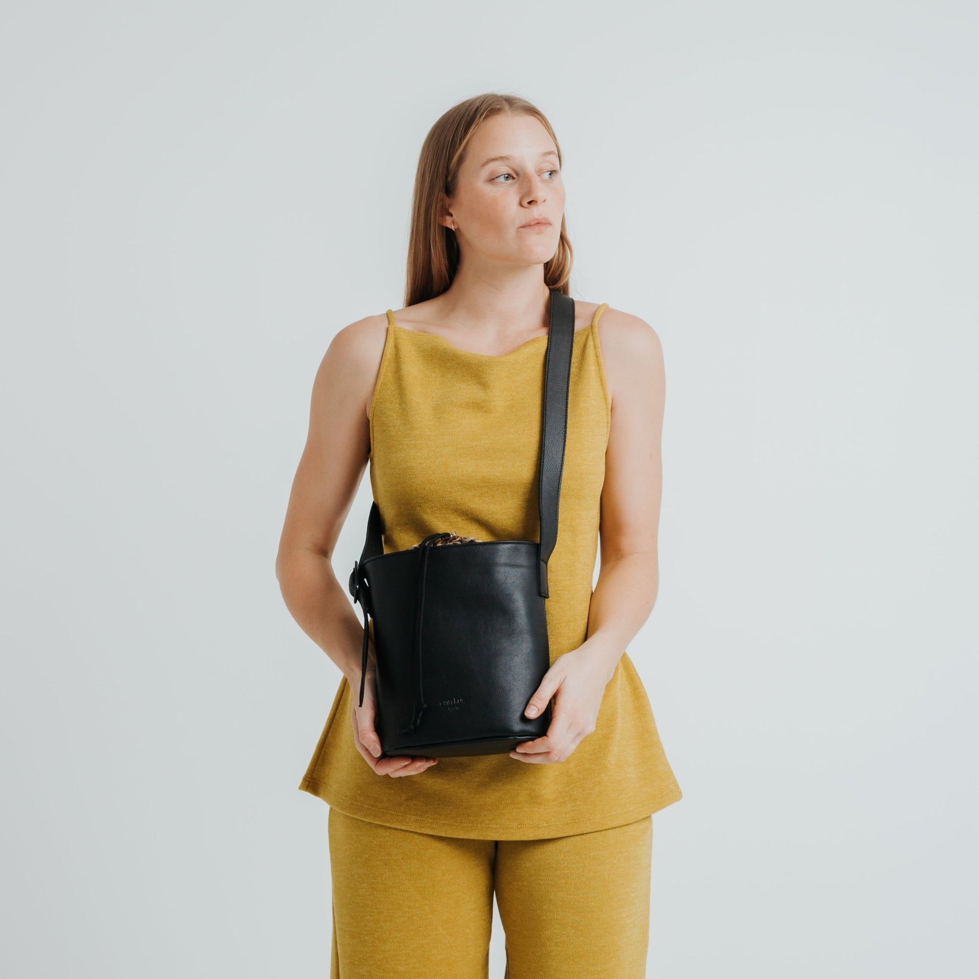 Medium Bucket Bag - Nappa Black - ann kurz
