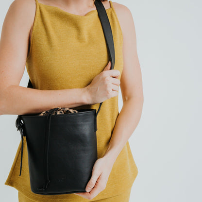 Medium Bucket Bag - Nappa Black - ann kurz