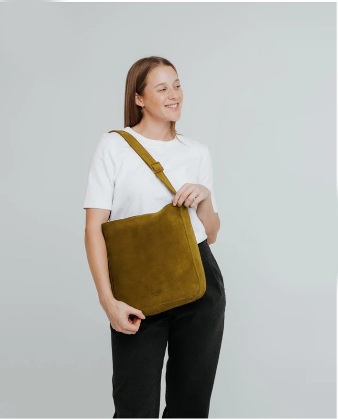 The Ultimative Shopper - Suede Bronzo - ann kurz