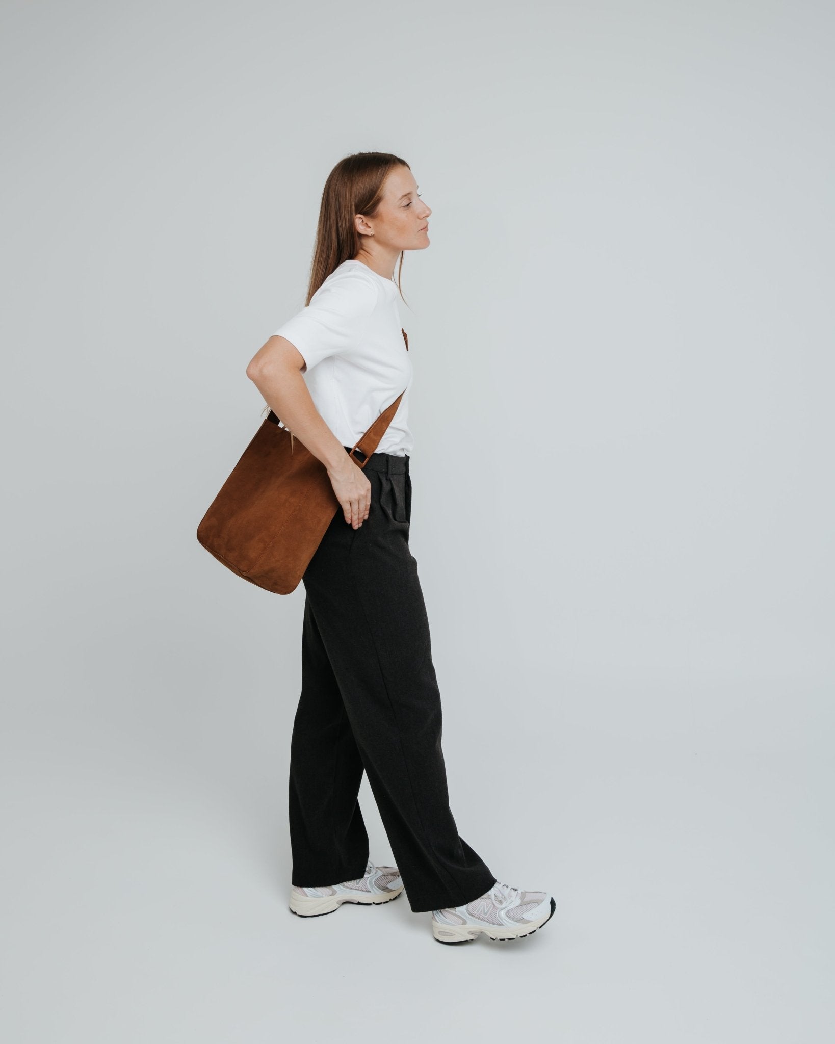The Ultimative Shopper - Suede Brown - ann kurz