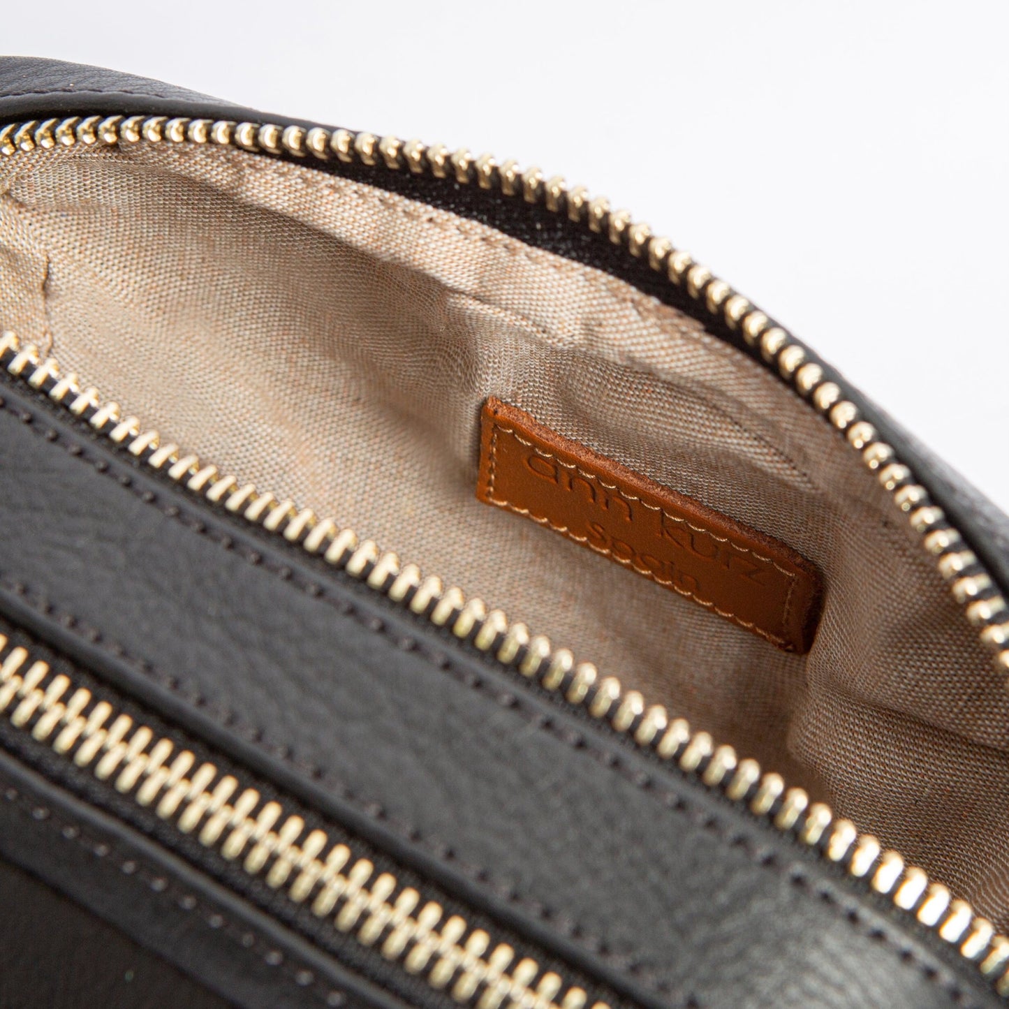 ann kurz Mini Cubo Shape Crossbody Bag | New -Metallic Rame- ann kurz