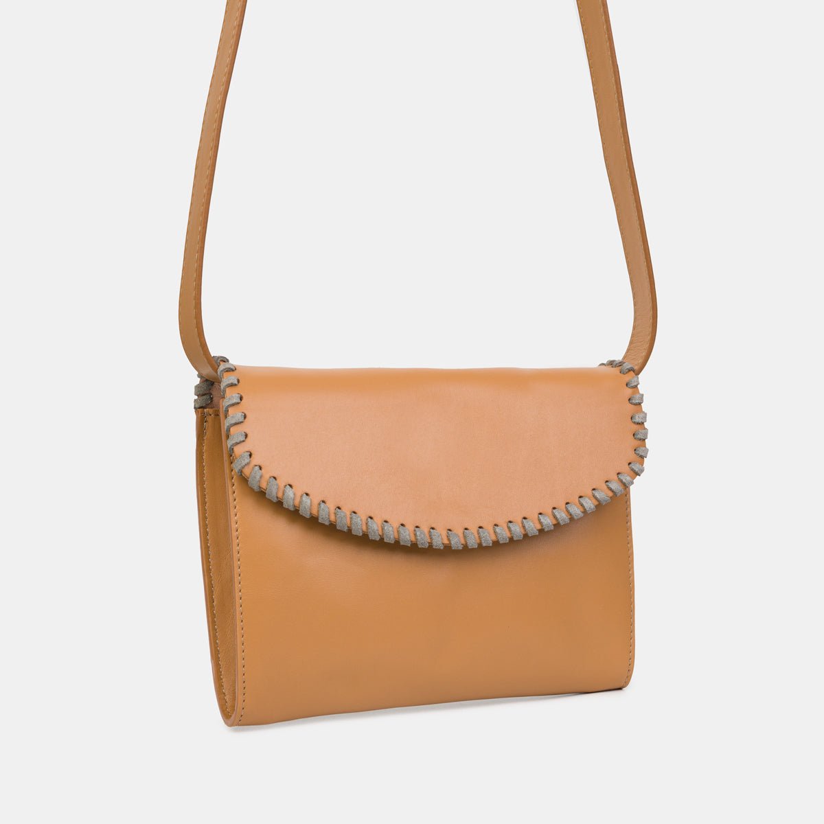 Sole Shoulder Bag | New -Savana Mandorla + Suede Mellow Grey- ann kurz
